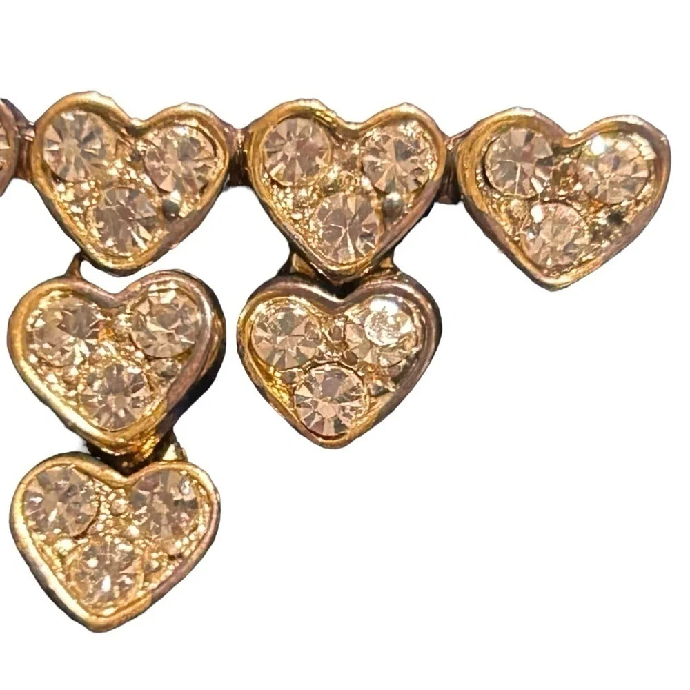 Beautiful Heart Dangle Brooch 1.75” x 1” Gold Toned With Clear Stones